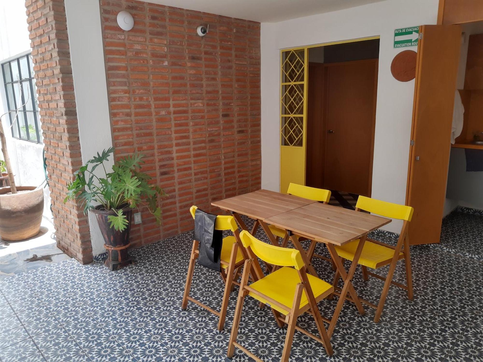 Estudio #5 Casa Fatima, 8 Min Del Centro 1 Persona Guadalajara Kültér fotó